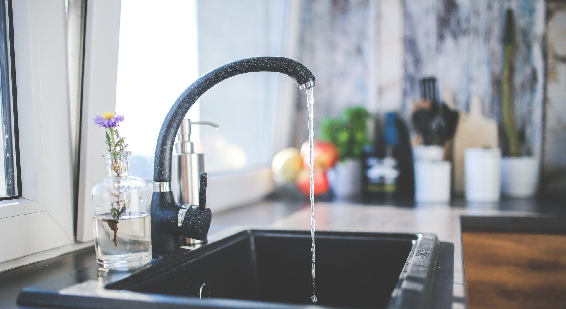 How to clean your home and reduce your water footprint - CYCLE Eco Cleaners