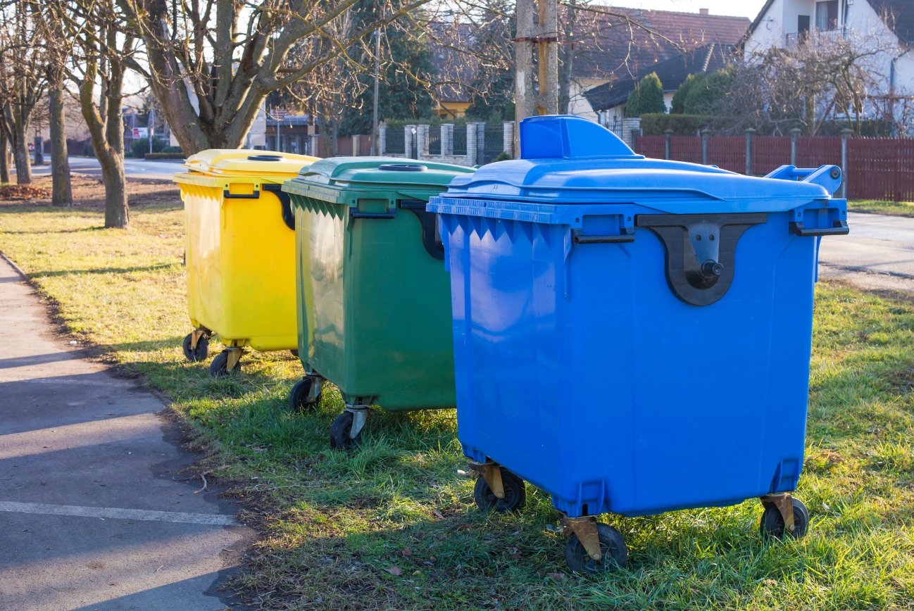 Selective waste collection: which bin to put it in - CYCLE Eco Cleaning Products